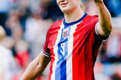 包含哈兰德遭遇十五连败，利物浦教练面临压力！的词条