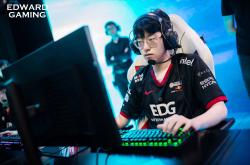 Scout迎来十二赛季高光表现，TES球迷沸腾！的简单介绍