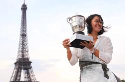 科维托娃新星挺进下一轮表现惊艳，巴塞罗那未来可期！的简单介绍